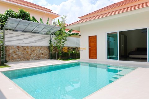 Estudio en Pattaya, Tailandia № 210032 - foto 3