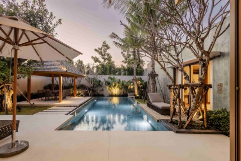 Villa in Phuket, Thailand 4 Schlafzimmer № 156486 - Foto 2