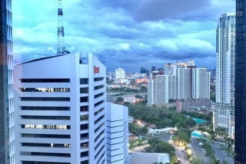 Condo in Huai Khwang, Bangkok, Thailand, 3 bedrooms  № 134008