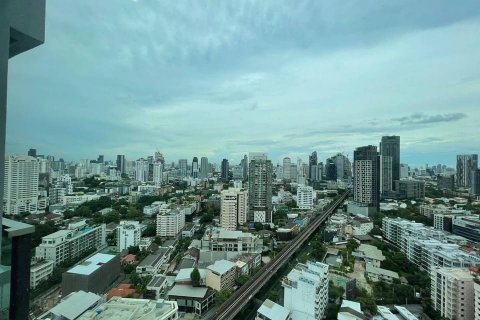 Condominio de 2 dormitorios en Watthana, Bangkok, Tailandia № 134010 - foto 6