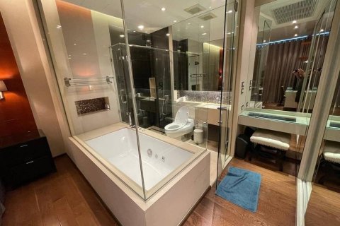 Condominio de 2 dormitorios en Watthana, Bangkok, Tailandia № 134010 - foto 25