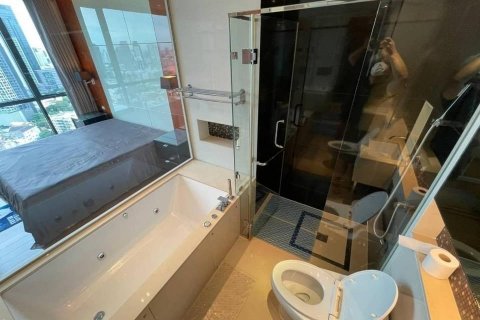 Condominio de 2 dormitorios en Watthana, Bangkok, Tailandia № 134010 - foto 16