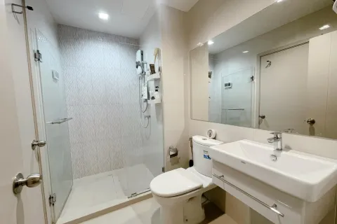 Condominio de 2 dormitorios en Khlong Toei, Bangkok, Tailandia № 173853 - foto 10