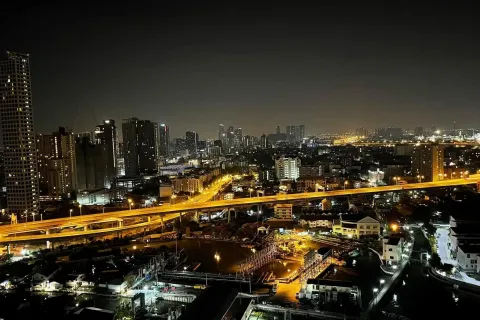 Condominio de 2 dormitorios en Khlong Toei, Bangkok, Tailandia № 173853 - foto 6