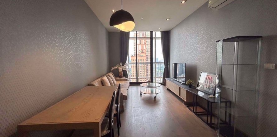 Condo à Bangkok, Thaïlande, 2 chambres à Park Origin Phromphong № 69575