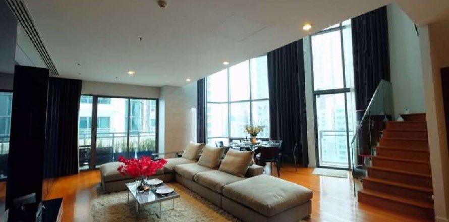 Dúplex de 3 dormitorios en Bright Sukhumvit 24, Bangkok, Tailandia № 69574