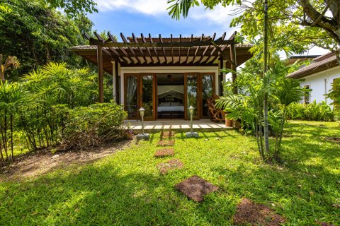 Chalet de 9 dormitorios en Cha-am, Tailandia № 168719 - foto 3