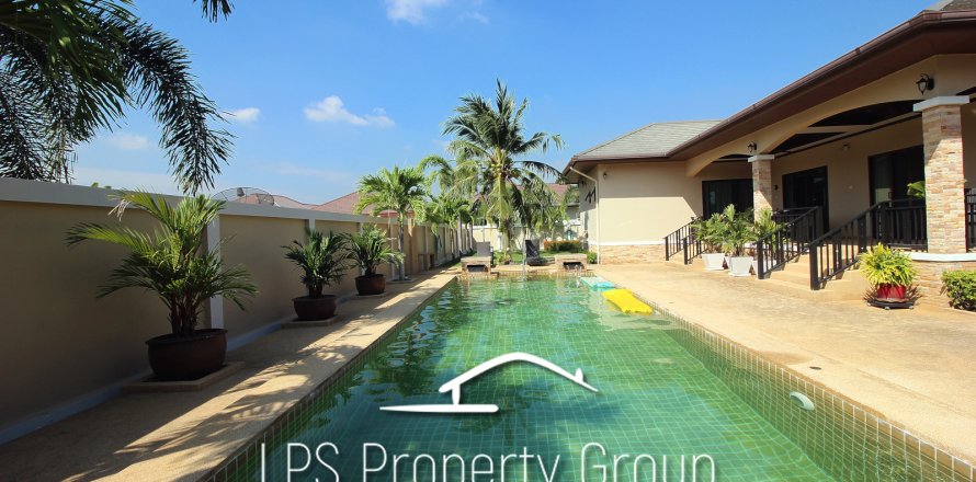 Chalet de 3 dormitorios en Cha-am, Tailandia № 168717