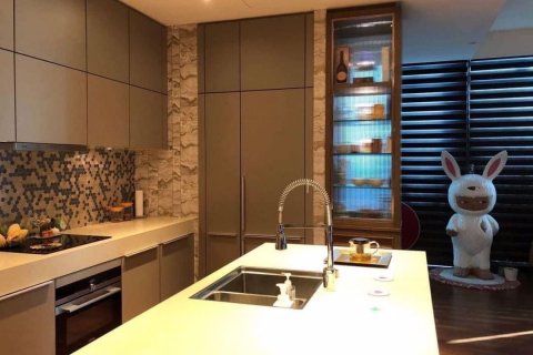 Condominio de 3 dormitorios en Khlong Toei, Bangkok, Tailandia № 47701 - foto 5
