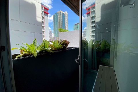 Condominio de 1 dormitorio en Bang Rak, Bangkok, Tailandia № 47698 - foto 7