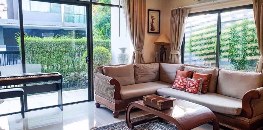 Casa de 4 dormitorios en Bang Kapi, Bangkok, Tailandia № 47702