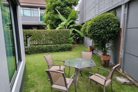 Casa de 4 dormitorios en Bang Kapi, Bangkok, Tailandia № 47702 - foto 13