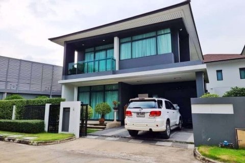 Casa de 4 dormitorios en Bang Kapi, Bangkok, Tailandia № 47702 - foto 17