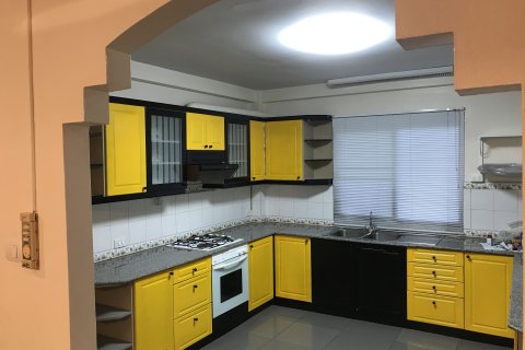 Casa de 4 dormitorios en Chiang Mai, Tailandia № 157873 - foto 8