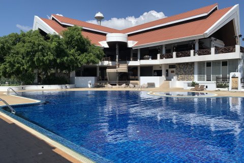 Casa de 4 dormitorios en Chiang Mai, Tailandia № 157873 - foto 2