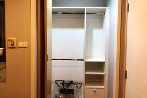 Condominio de 1 dormitorio en Bangkok, Tailandia № 66744 - foto 5