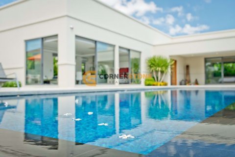 Estudio en Pattaya, Tailandia № 26418