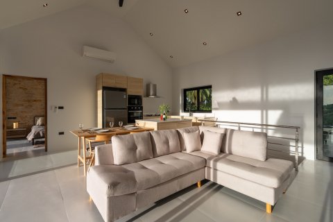 Casa de 4 dormitorios en Ko Samui, Tailandia № 65552 - foto 7