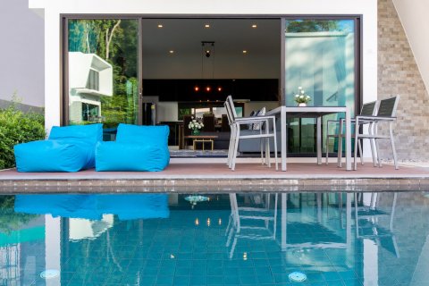 Casa de 2 dormitorios en Phuket, Tailandia № 65555 - foto 2