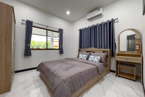 Casa de 3 dormitorios en Pattaya, Tailandia № 157826 - foto 8