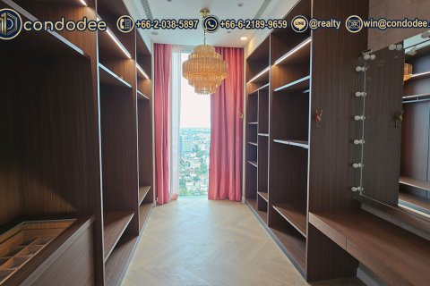 Condo in Watthana, Bangkok, Thailand, 2 bedrooms № 201240 - photo 2