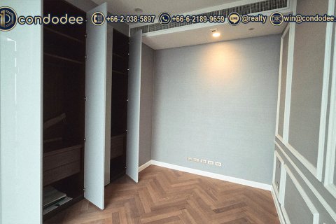 Condo in Watthana, Bangkok, Thailand, 2 bedrooms № 201240 - photo 6