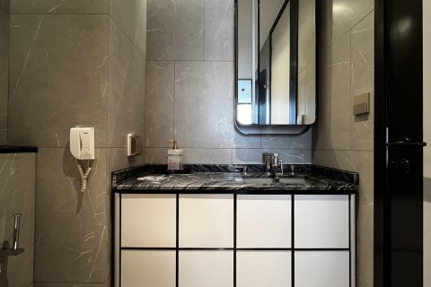 Condominio de 1 dormitorio en Watthana, Bangkok, Tailandia № 201243 - foto 8