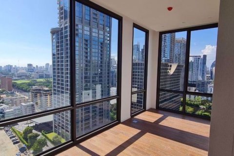 Condo à Bangkok, Thaïlande, 3 chambres à Muniq Langsuan  № 51168
