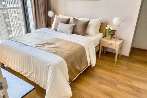 Condominio de 2 dormitorios en Khlong Toei, Bangkok, Tailandia № 115121 - foto 4
