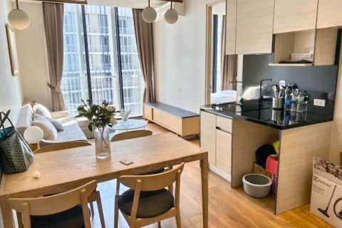 Condominio de 2 dormitorios en Khlong Toei, Bangkok, Tailandia № 115121 - foto 7
