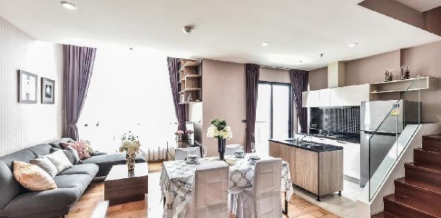 Apartamento de 2 dormitorios en Thonburi, Bangkok, Tailandia № 203272