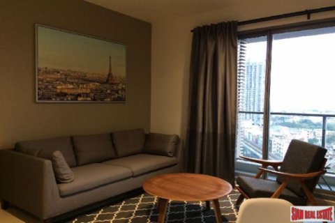 Apartamento de 1 dormitorio en Bangkok, Tailandia № 203273 - foto 5