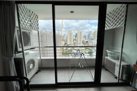Condominio de 3 dormitorios en Bangkok, Tailandia № 157478 - foto 6
