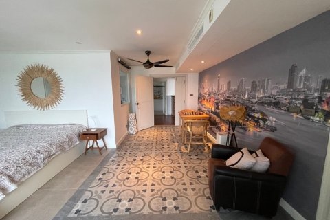 Condominio de 3 dormitorios en Bangkok, Tailandia № 157478 - foto 14