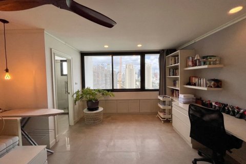 Condominio de 3 dormitorios en Bangkok, Tailandia № 157478 - foto 10
