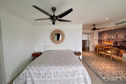 Condominio de 3 dormitorios en Bangkok, Tailandia № 157478 - foto 15