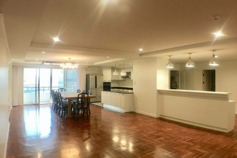 Condo à Bangkok, Thaïlande, 3 chambres  № 157479