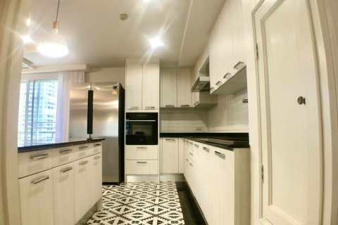 Condominio de 3 dormitorios en Bangkok, Tailandia № 157479 - foto 10