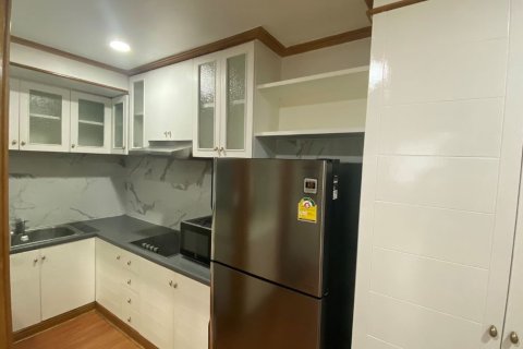 Condo in Watthana, Bangkok, Thailand, 2 bedrooms № 201147 - photo 7