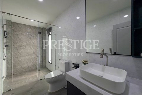 บ้านในพัทยา, ประเทศไทย 5 ห้องนอน № 233233 - รูปถ่าย 13