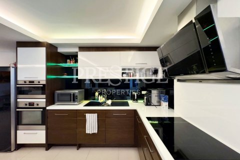Condominio de 4 dormitorios en Pattaya, Tailandia № 233238 - foto 12