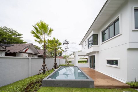 Chalet de 5 dormitorios en Surat Thani, Tailandia № 163866 - foto 4