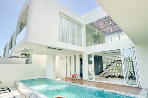 Chalet de 4 dormitorios en Pran Buri, Tailandia № 163864