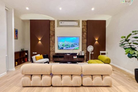 Chalet de 4 dormitorios en Pran Buri, Tailandia № 163864 - foto 7