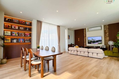 Chalet de 4 dormitorios en Pran Buri, Tailandia № 163864 - foto 5