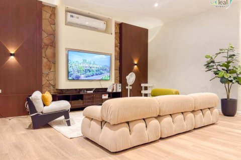 Chalet de 4 dormitorios en Pran Buri, Tailandia № 163864 - foto 8