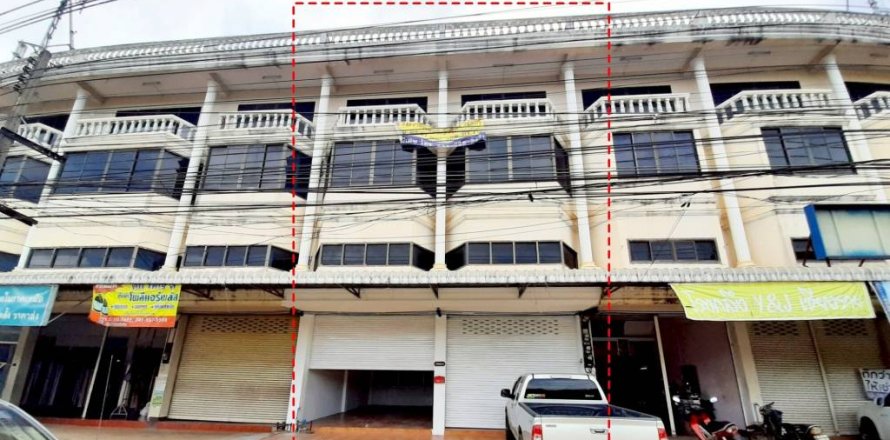 Adosado de 5 dormitorios en Chiang Rai, Tailandia № 146983