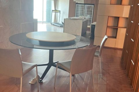 Ático de 6 dormitorios en Bangkok, Tailandia № 146984 - foto 6