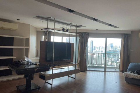 Ático de 6 dormitorios en Bangkok, Tailandia № 146984 - foto 4