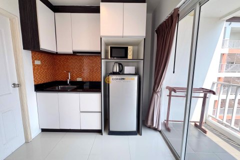 Condominio de 1 dormitorio en Jomtien Beach, Pattaya, Tailandia № 204872 - foto 4